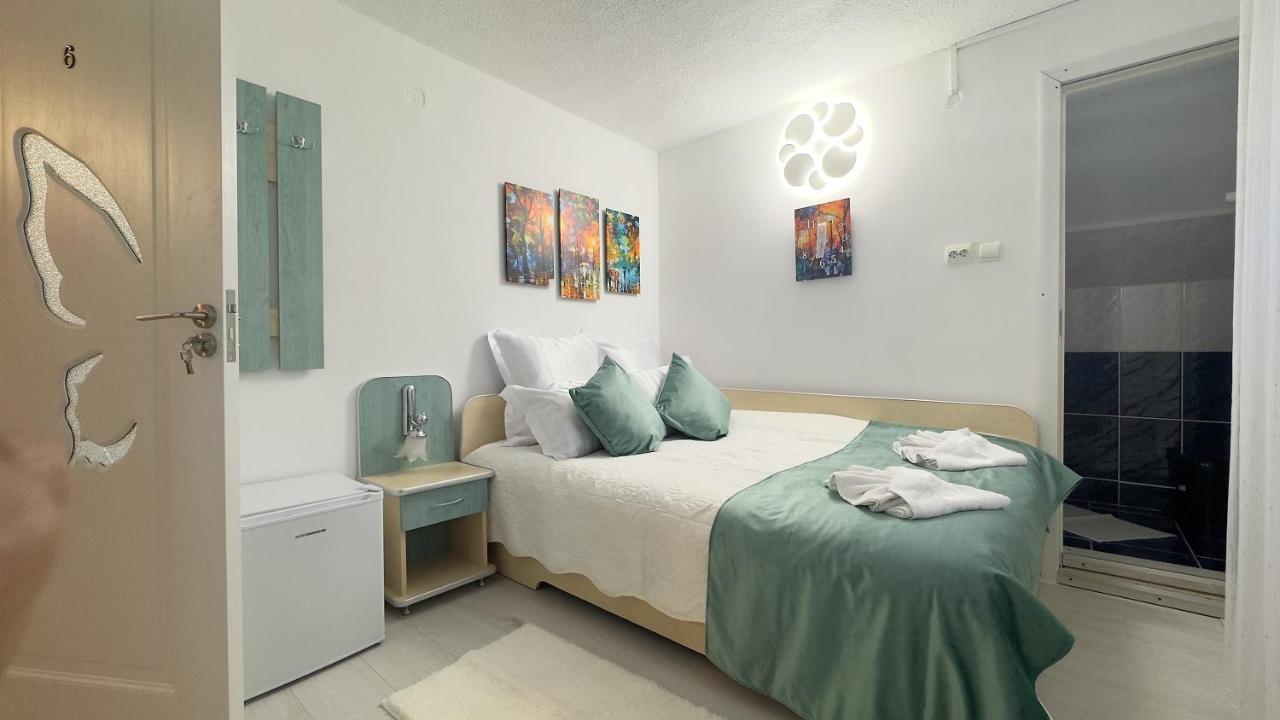 Casa Mina Hotel บุชเตนี ภายนอก รูปภาพ
