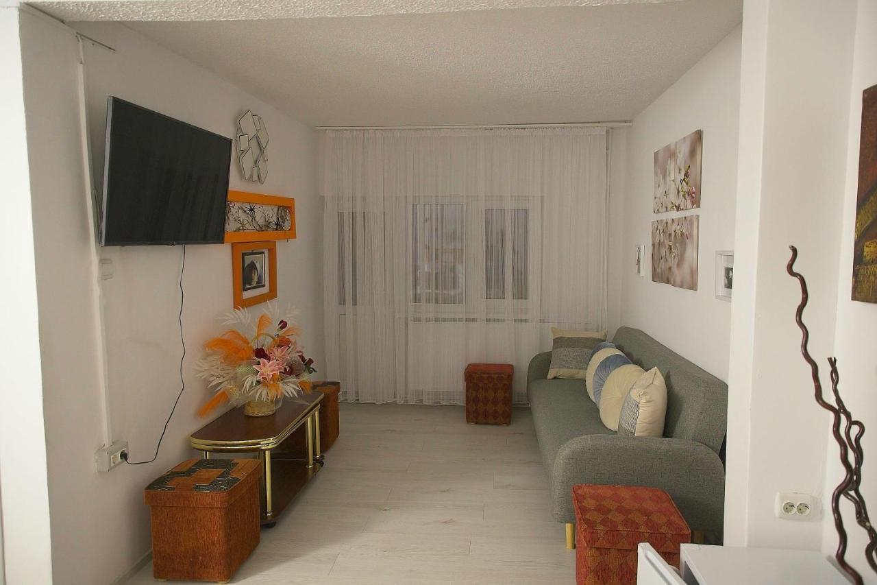 Casa Mina Hotel บุชเตนี ภายนอก รูปภาพ
